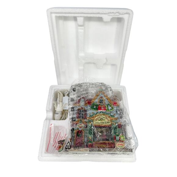 LEMAX #35061 Over The Top Sweater Shop Lighted Caddington Christmas Building - Picture 11 of 11